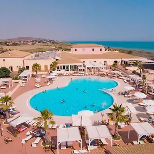 https://sikania-resort-spa-butera.sicilyhotelsitaly.net