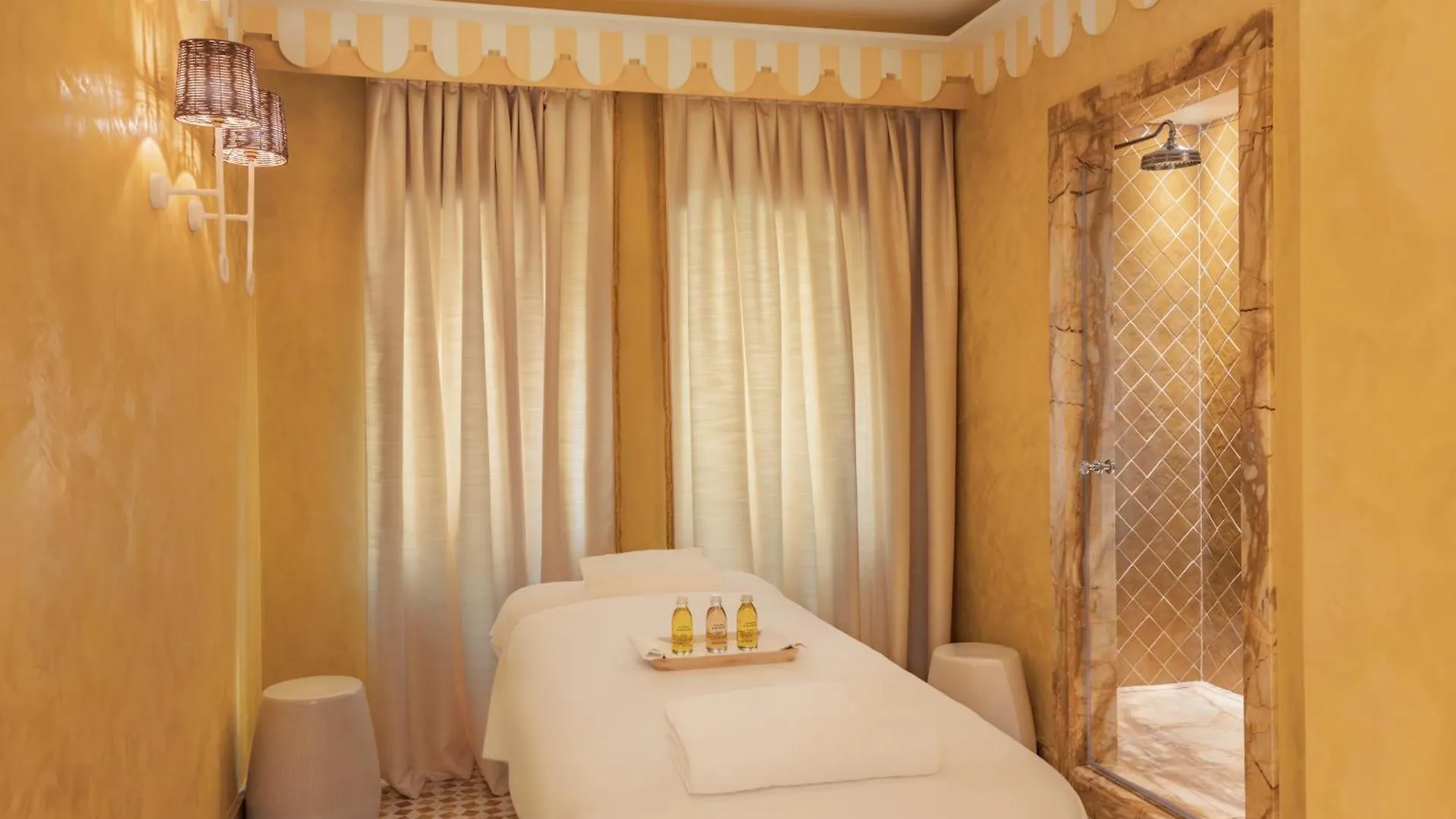 Casa Monti Roma Hotel